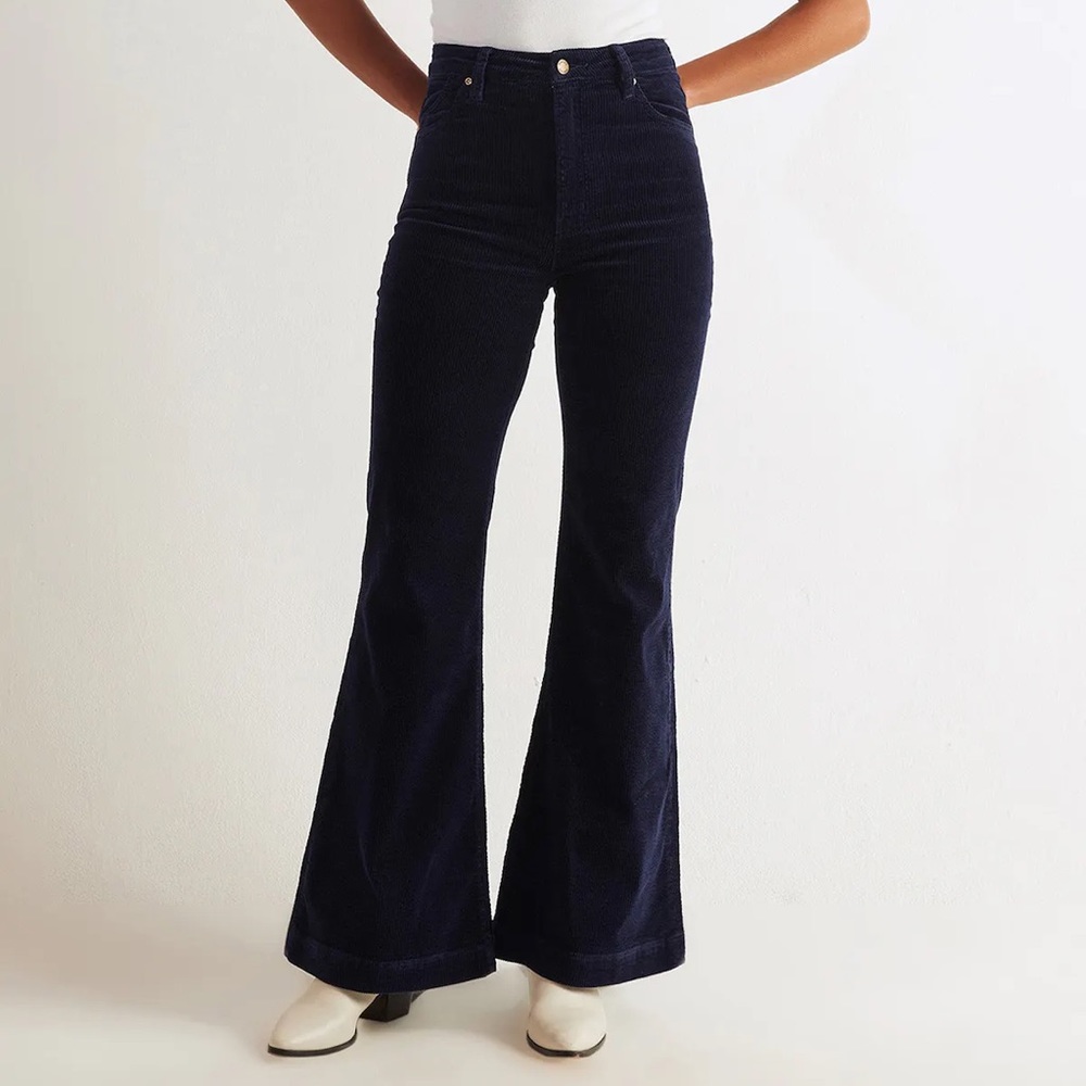 Rollas East Coast Flare Corduroy pants